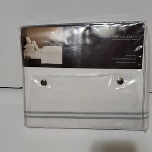 Hudson Park Collection White Comforter Cover
